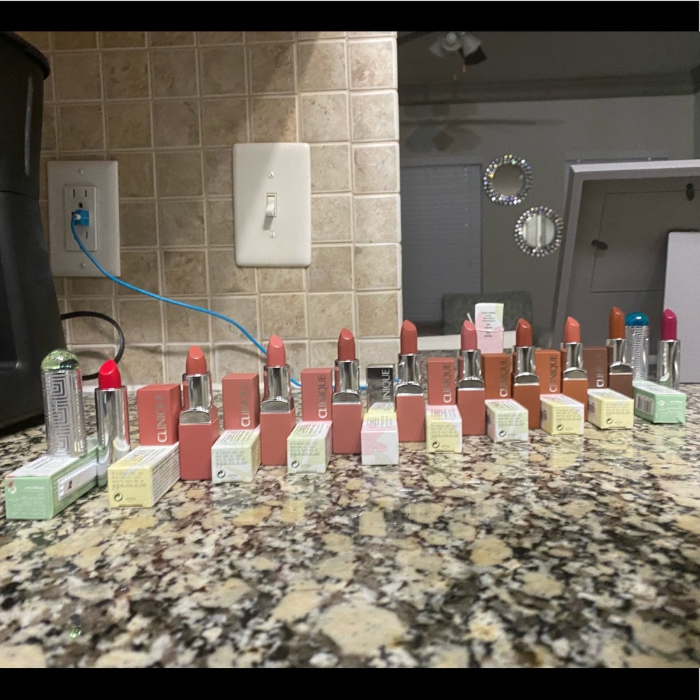 Clinique Lipsticks - Picture 2 of 2